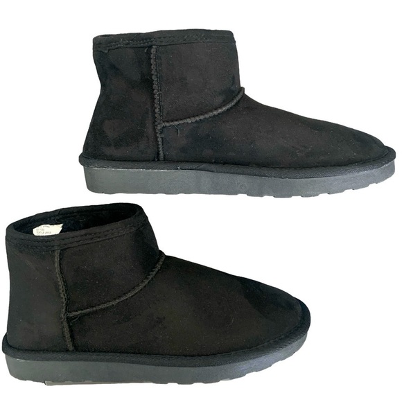 Arizona Jean Company Shoes - Arizona Jean Company Black Suede Ankle Snow Ugg Booties